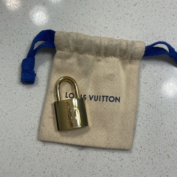 Louis Vuitton Vanity Pm - Picture 10 of 10